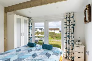 Bedroom 1 - double with en suite